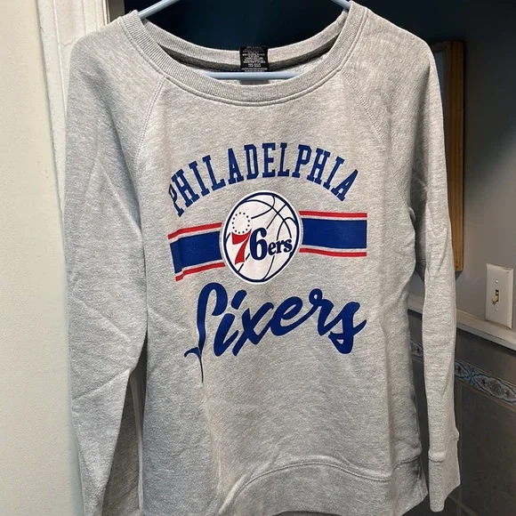Sixers crewneck sweatshirt - Picture 2 of 3
